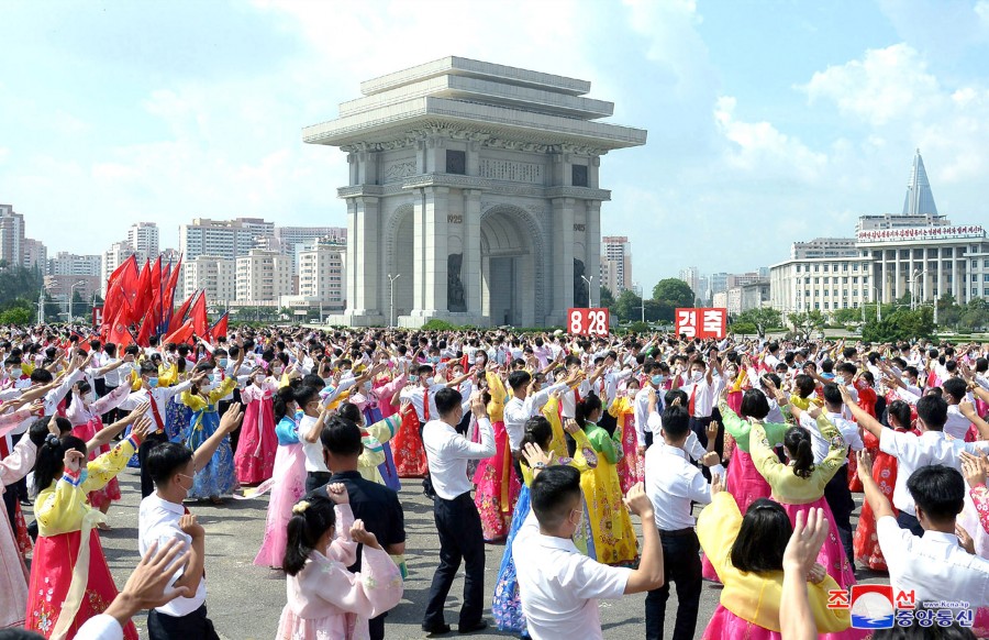 15-애국청년의 위용떨치리